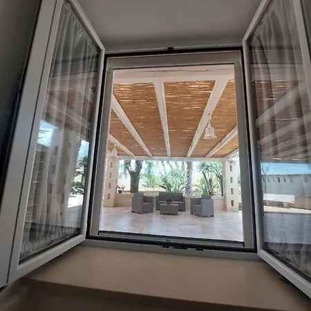 Tropical Palm Villa Monopoli