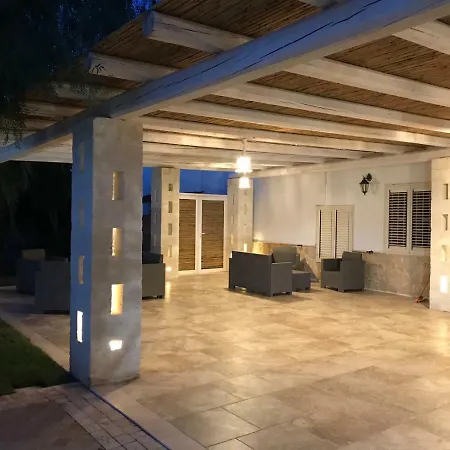 Villa Tropical Palm
