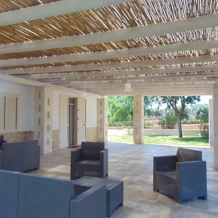 Tropical Palm Villa Monopoli