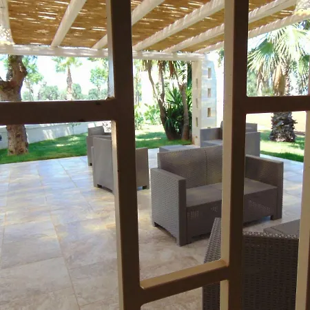 Tropical Palm Villa Monopoli