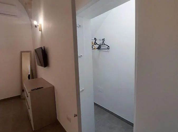 Tropical Palm * Monopoli